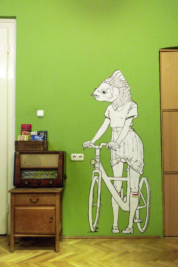 Big Fish Budapest Hostel Εξωτερικό φωτογραφία