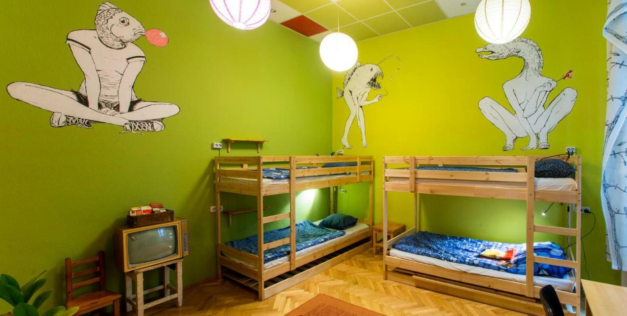 Big Fish Budapest Hostel Εξωτερικό φωτογραφία